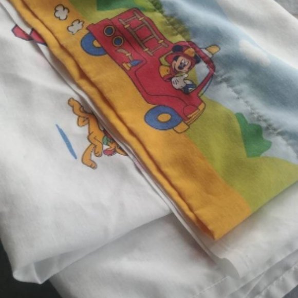 Vintage 80s Walt Disney Mickey full size fireman flat bed sheet & golden book - Picture 1 of 12